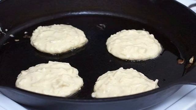 ЯБЛОЧНЫЕ ОЛАДЬИ РЕЦЕПТ БЕЗ КЕФИРА смотреть онлайн