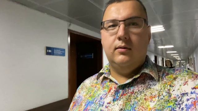 Как я ходил на Вечерний Ургант с Хидэо Кодзимой. Главное ТВ-шоу глазами зрительского зала. смотреть онлайн