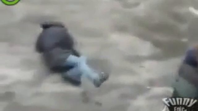 Как чихают РУССКИЕ #2 смотреть онлайн