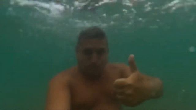 24.06.2021. Анапа. Пляж Эллада.Утро 10.00 пасмурно но море тёплое. смотреть онлайн