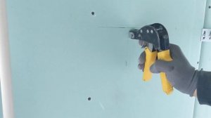 Как повесить радиатор на гипсокартон