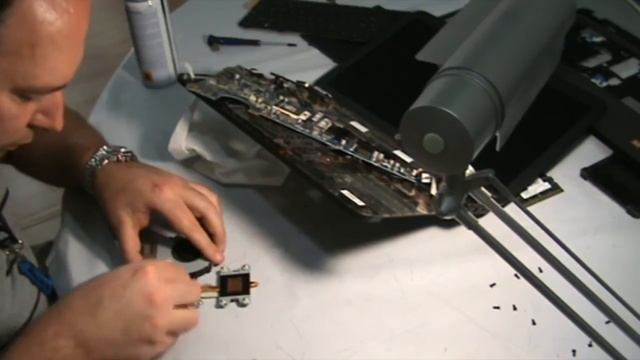 #20 Come smontare (how to disassemble) notebook HP G6 serie - GAMER'S ARMORY - Arezzo смотреть онлайн