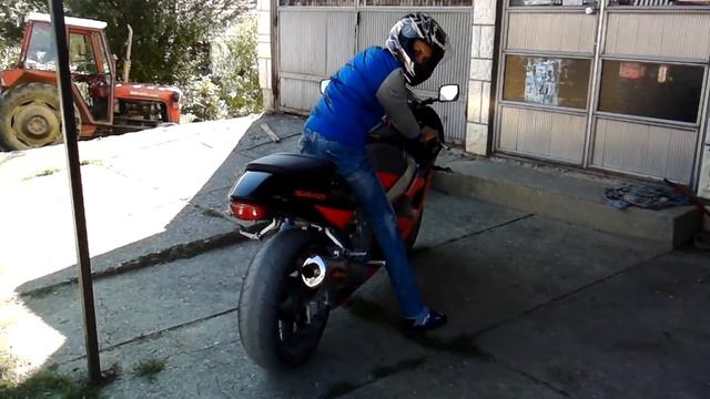 Suzuki gsxr 600 srad - turiranje akrapovic смотреть онлайн