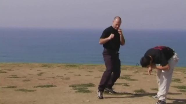 Практикующий Крав мага. Ч 2 смотреть онлайн