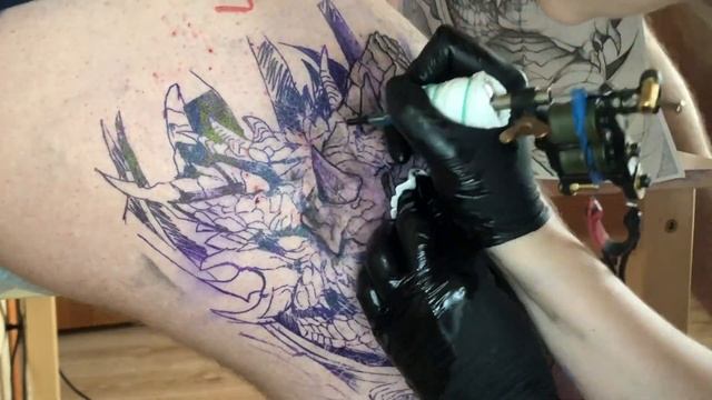 Процесс создания татуировки «Дракон». смотреть онлайн