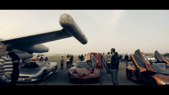Secret Supercar gathering - P1, Enzo, Ford GT, XJ220, Aventadors смотреть онлайн