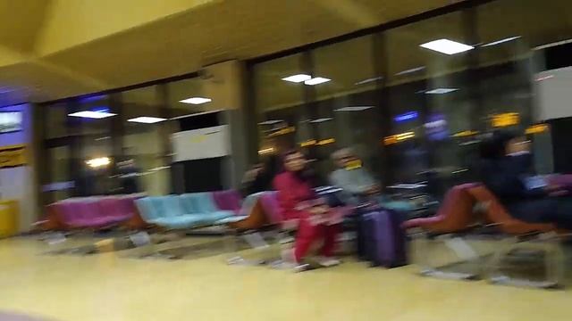 Karachi Airport – Pakistan (Review) | Departure Karachi for Toronto смотреть онлайн