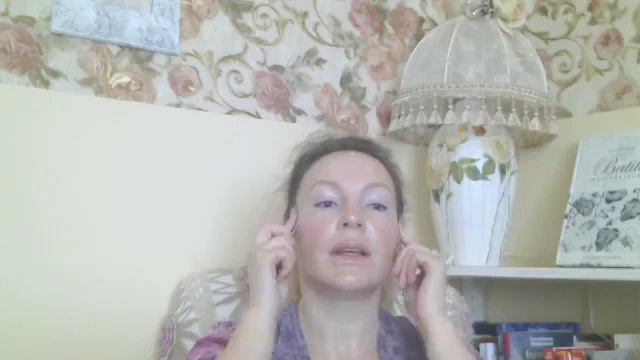 Массаж лица ложками за 20 минут! Приведи себя в ПОДАРОК Мастер класс Встречай Рождество! ?⛄️? смотреть онлайн