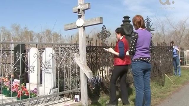 Безымянные могилы солдат привели в порядок волонтеры смотреть онлайн