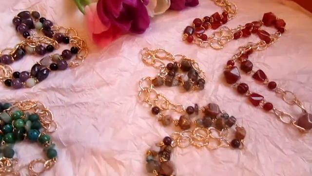 Длинные бусы-украшения из натуральных камней смотреть онлайн
