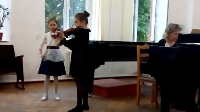 Вивальди. Концерт G-dur 1 ч. Исп. Дзалаева Ирина и Будаева Роксалана. смотреть онлайн