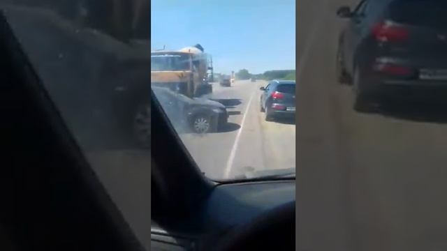 Бетономешалка раздавила Мазду в Липецке смотреть онлайн