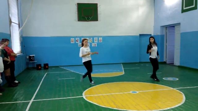 Танец на день матери.