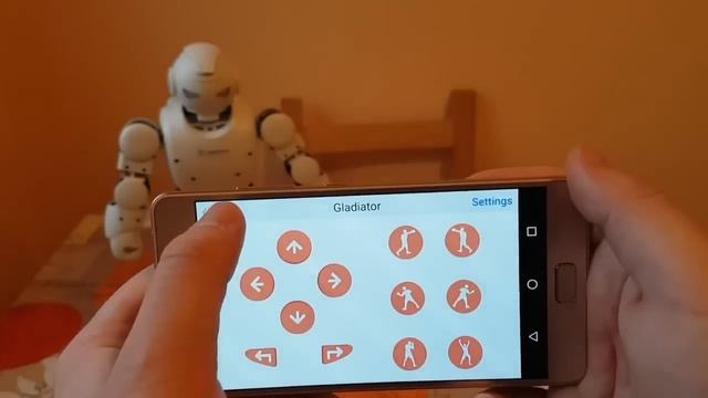UbTech Alpha 1 Pro robot bemutató смотреть онлайн