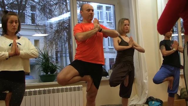 Врикшасана отстройка смотреть онлайн