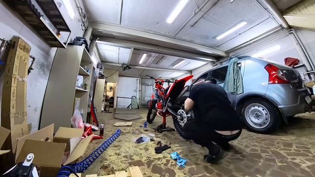 Байкокрафт или Update Beta, сборка, обзор и сравнение Beta X-trainer 300 2023 и 2024 годов смотреть онлайн