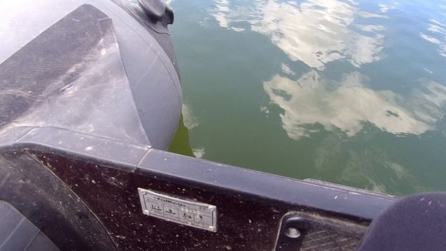 ЛЕТНЯЯ РЫБАЛКА НА ЗИМНЮЮ УДОЧКУ С ЛОДКИ!!!!