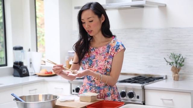 Classic Wonton Soup Recipe | Homemade Wontons