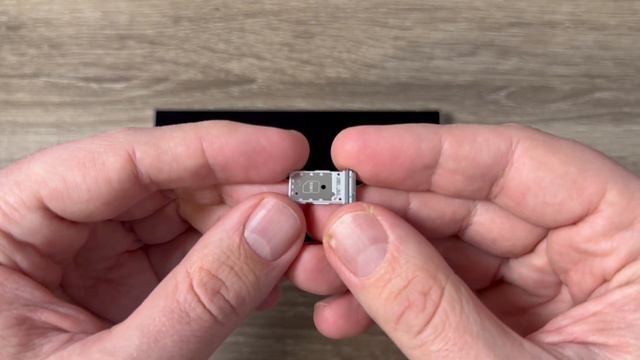 How to INSERT SIM Card in Samsung Galaxy S24 Ultra смотреть онлайн