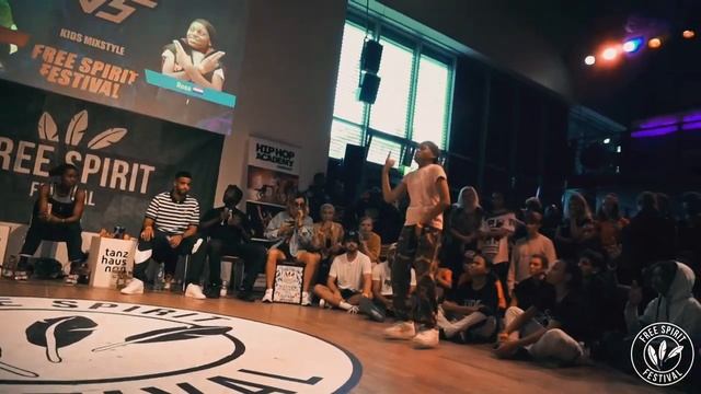 Free Spirit Festival 2019 ► Rosa vs Lil Base ◄ Kids Mixstyle Semi- Final смотреть онлайн