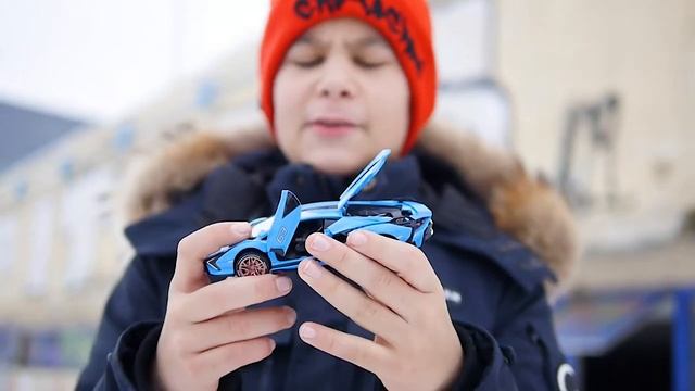 Ламборгини Сиан - открываются двери, капот, багажник, горит свет, звучит мотор - обзор машинки 15см смотреть онлайн