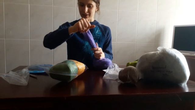 Распаковываю посылку из магазина Magic wool смотреть онлайн
