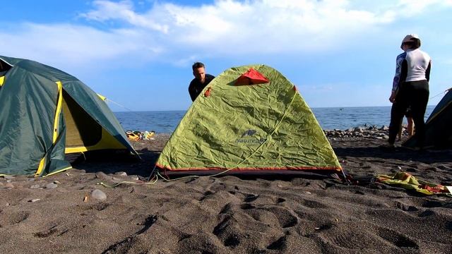 Водный поход на каяках. Крым 2020. Sea kayaking Crimea 2020 смотреть онлайн