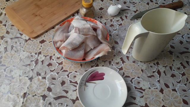 Филе судака в луковом кляре. смотреть онлайн