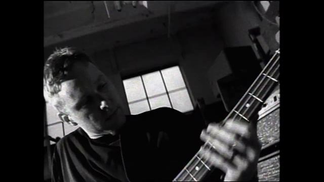 Sunny Day Real Estate - Seven [OFFICIAL VIDEO] смотреть онлайн