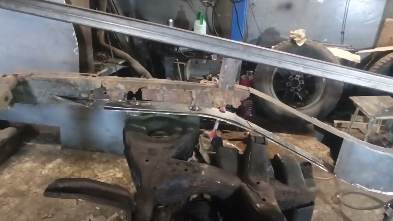 Ремонт рамы Nissan Pathfinder ,в самом разгаре.