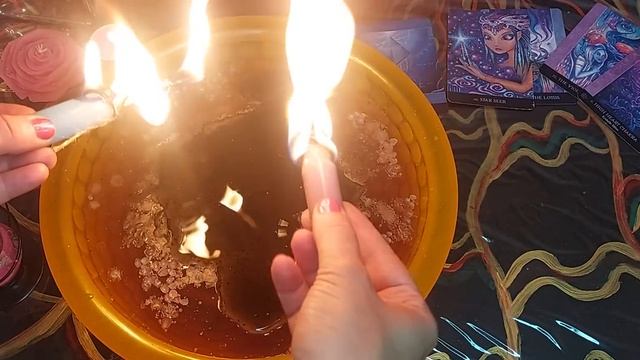 Снимаем паучую порчу и закольцовки с головы - аджны чакры, темечка, чистка мыслей. смотреть онлайн