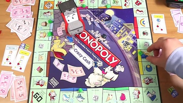 Monopoly Crazy Cash Board Game Review & Full Playthrough | Board Game Night смотреть онлайн