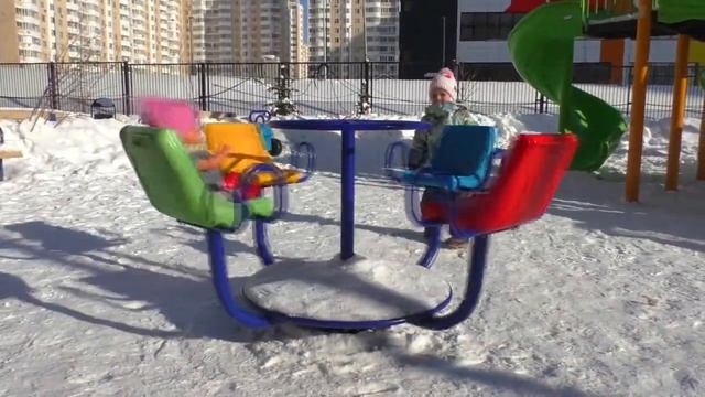 BABY BORN Играем в куклы Гуляем Катаемся с горки с Бэби Борном Видео для детей Kids Video Беби Борн смотреть онлайн