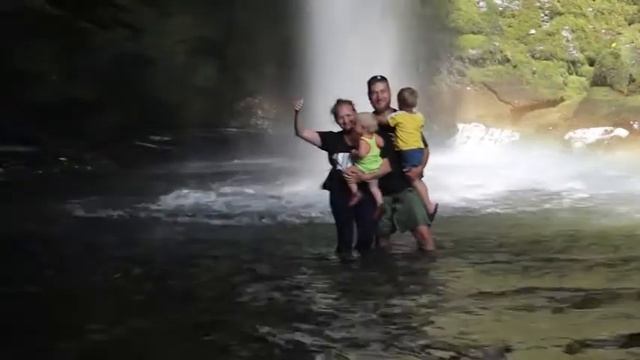 Самые интересные водопады Абхазии: отзыв об экскурсиях в Абхазии. Гигант, Гупский, Акармарский смотреть онлайн