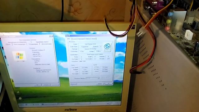 VLOG: Тест материнки Pentium IV, компьютер машина-времени и музыка из параллельного мира смотреть онлайн