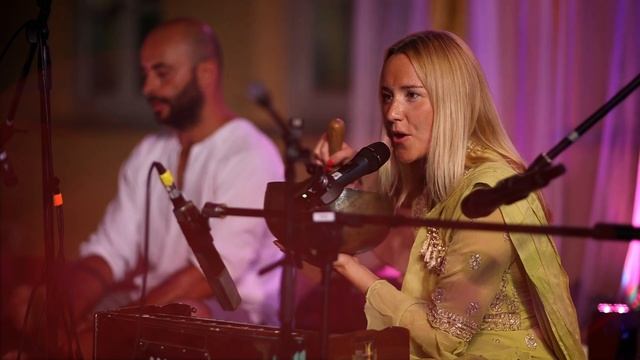 Thea Mantra | Mantra Om & Om Mani Padme Hum (Live Concert) смотреть онлайн