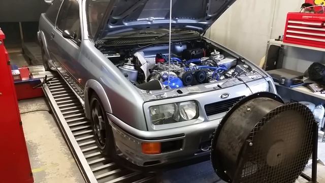Ford Sierra RS Cosworth 554.7hp dyno run смотреть онлайн