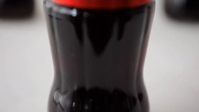 ЧТО ЕСЛИ ПИТЬ ТОЛЬКО ГАЗИРОВКУ | Что будет с вашим телом если пить сладкую газированную воду смотреть онлайн