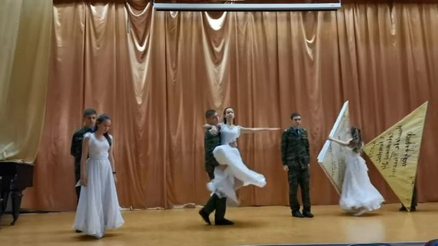 Хореографический коллектив "ДАНС-КЛАСС", МБОУ "СОШ №18 с УИОП" смотреть онлайн