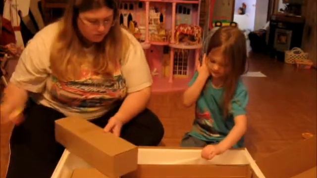 KidKraft Modern Living Dollhouse Part 1