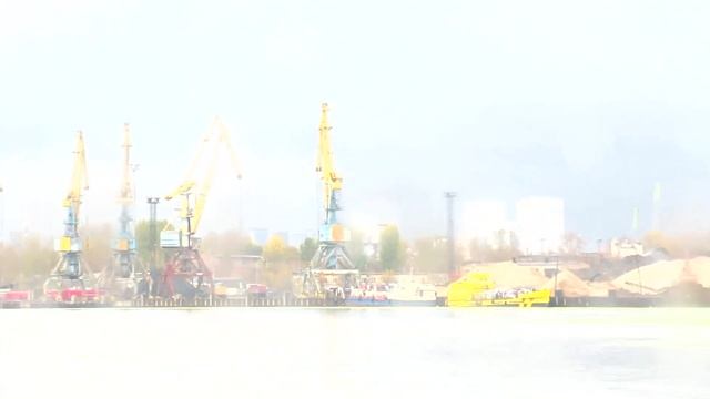 Прогулка на электрокораблике по Москве реке – Южный речной вокзал (Moscow electric boats) смотреть онлайн