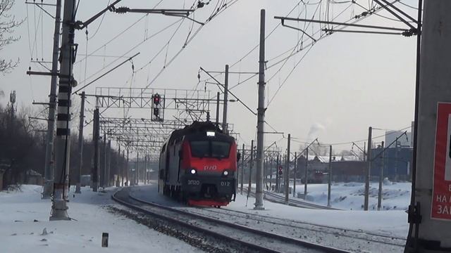 Электровоз ЭП20-012 со скорым двухэтажным поездом №737 Воронеж - Москва смотреть онлайн