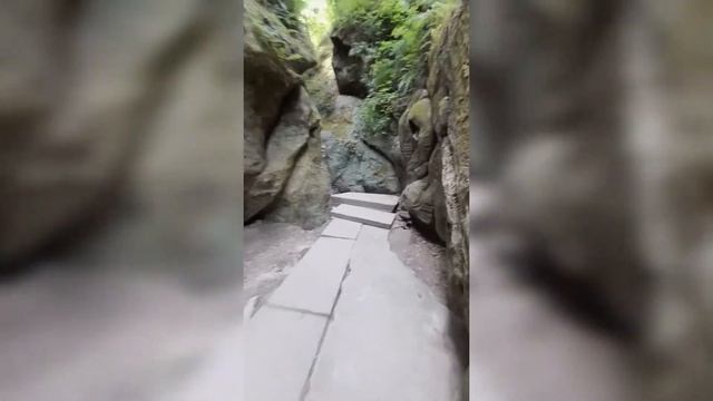 Горячий Ключ. Прогулка в Дантово ущелье. смотреть онлайн