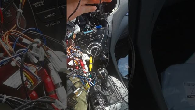 Подключаем штатный микрофон к Teyes CC3 на Santa Fe 3 DM смотреть онлайн