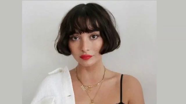 Все про РВАНИЙ ЧУБЧИК, який всім до лиця. Torn bang. #haircut смотреть онлайн