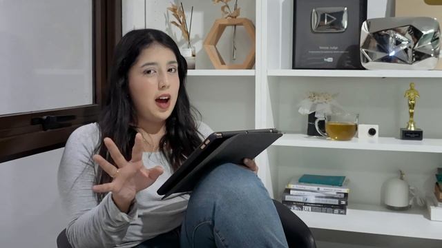 A Day In My Life with Bard | Nessie Judge смотреть онлайн