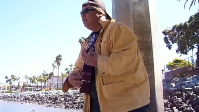 Pali Of Pali Root's Music Playing On A Lanikai Ukulele "Irie Moment" смотреть онлайн