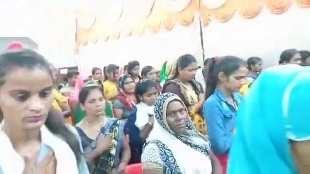 safe shop ke Shanti mahol me apane guru ko yad karate huve ??? смотреть онлайн