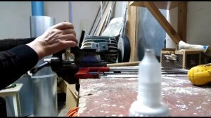 Чем клеить оргстекло?