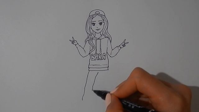 Как нарисовать СПОРТИВНУЮ ДЕВУШКУ, Рисуем Просто/803/How to draw a SPORTS GIRL смотреть онлайн